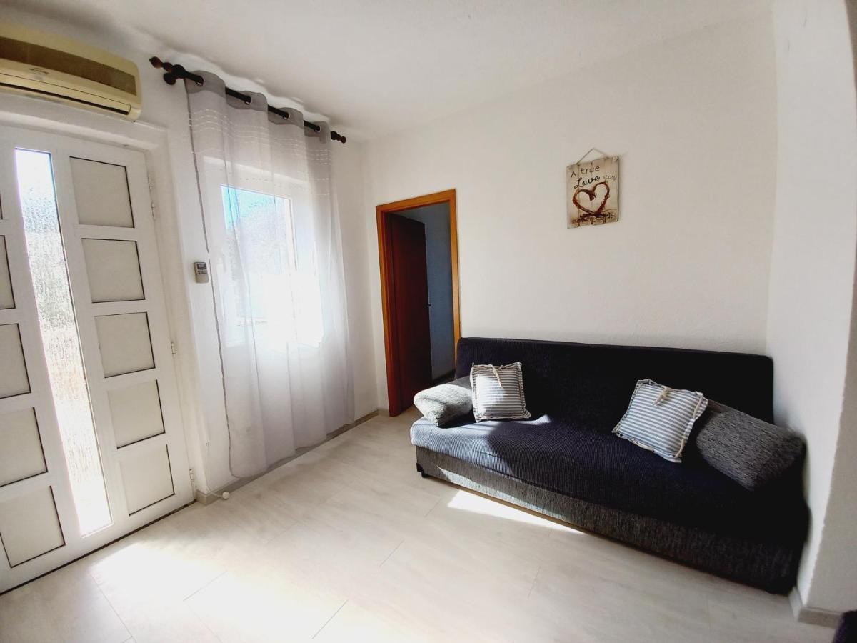Apartments Toni 로고즈니차 외부 사진