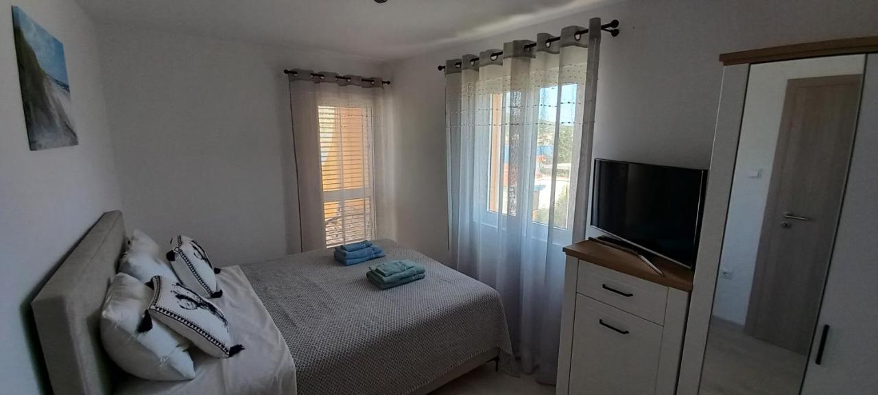 Apartments Toni 로고즈니차 외부 사진