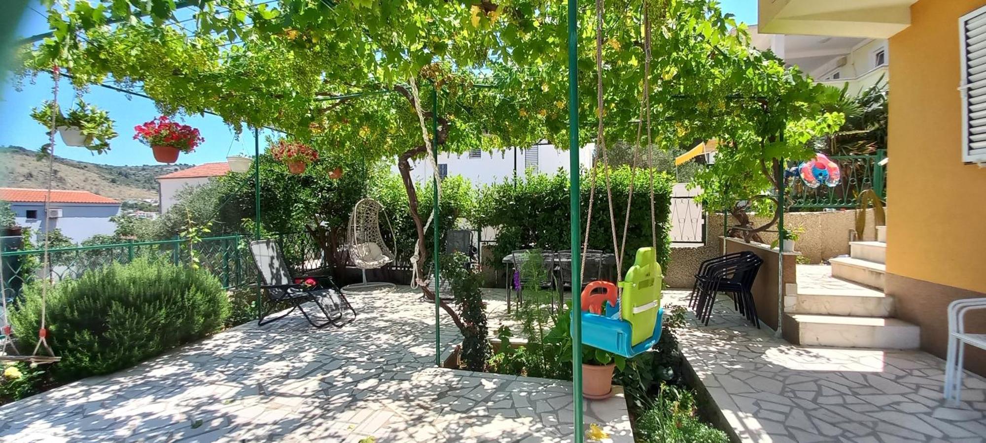 Apartments Toni 로고즈니차 외부 사진