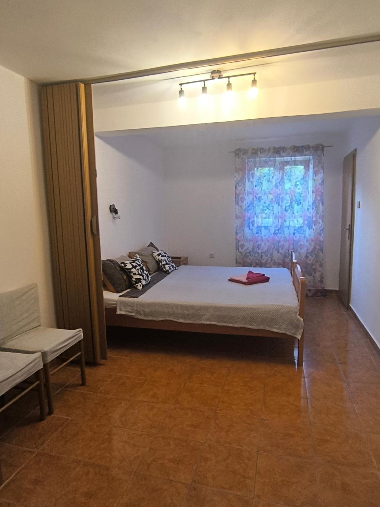 Apartments Toni 로고즈니차 외부 사진