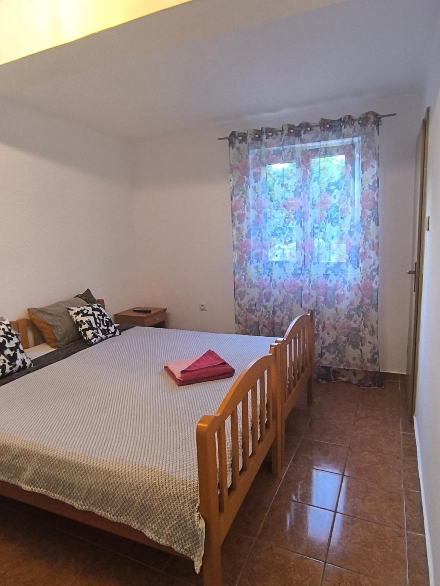 Apartments Toni 로고즈니차 외부 사진